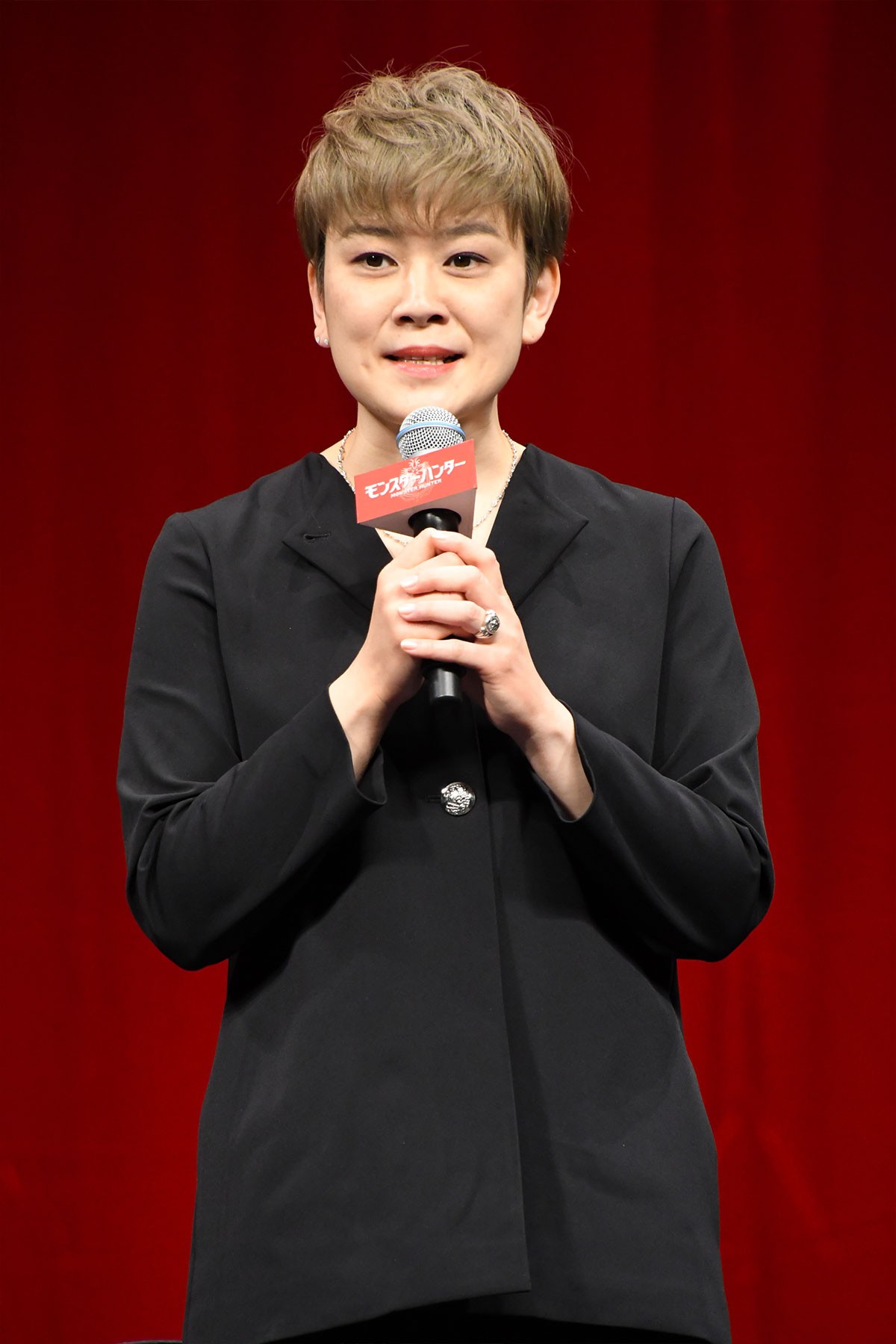 松坂桃李、実写『モンハン』監督から「ご一緒したい」に満面の笑み