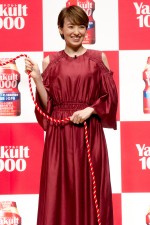 「Yakult（ヤクルト）1000」全国販売開始 記念イベントに登場した南明奈