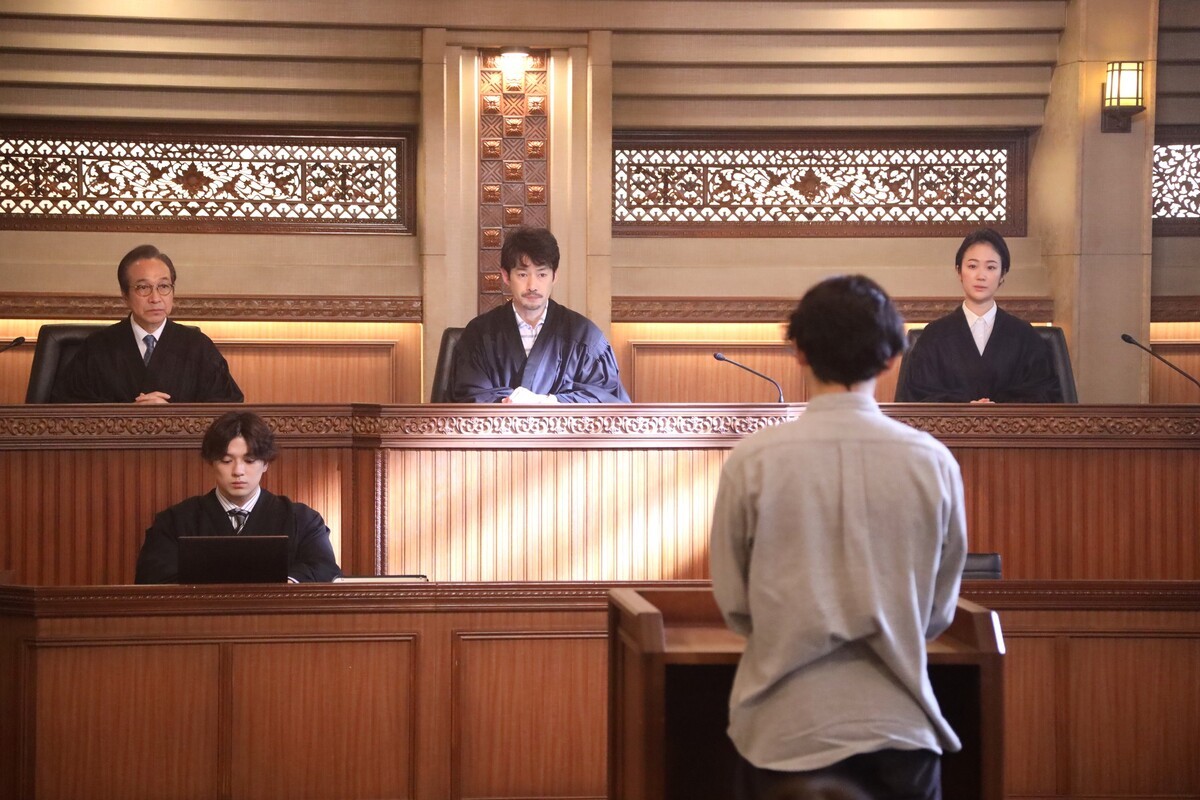 『イチケイのカラス』第3話　“被告人”岡田義徳と“被害者の妻”佐津川愛美が対峙　語られる驚きの真相とは