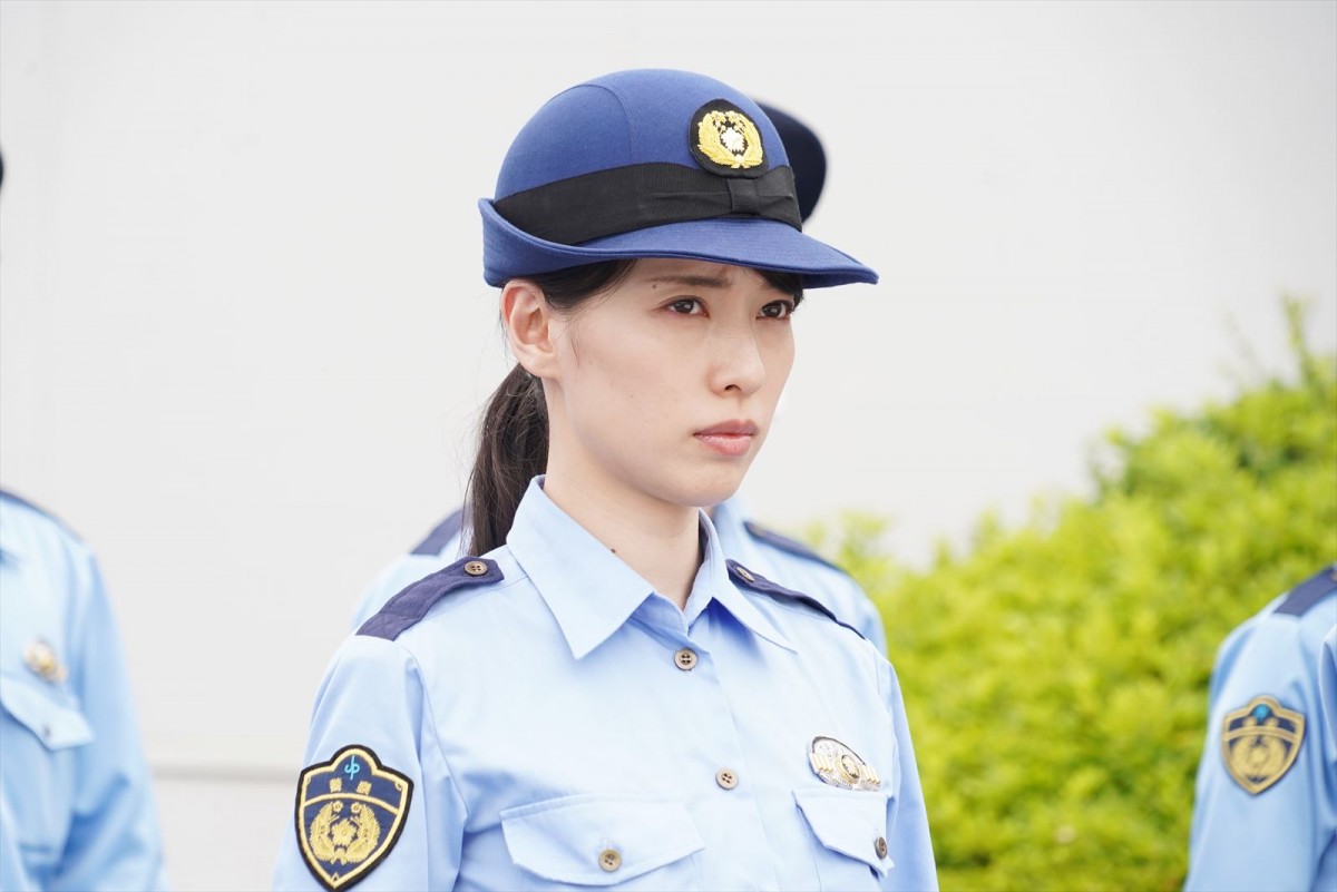 永野芽郁＆戸田恵梨香ら豪華キャスト陣が制服姿で集合　『ハコヅメ』初回場面カット解禁