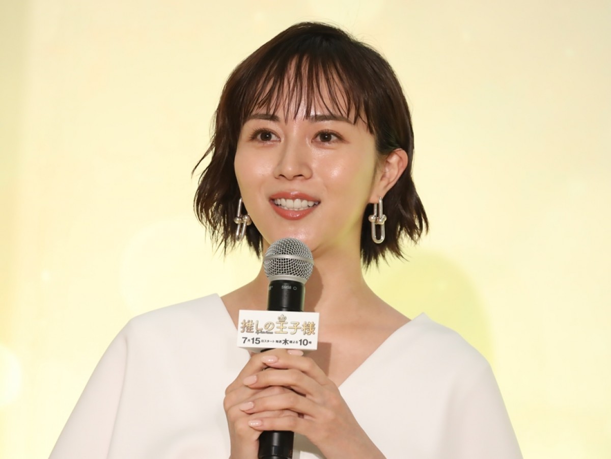 比嘉愛未、ディーン・フジオカは“推し”ではなく“巻きの王子様”