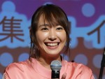 【写真】新垣結衣、若奥様感あふれるエプロン姿　『逃げ恥』オフショットに歓喜の声