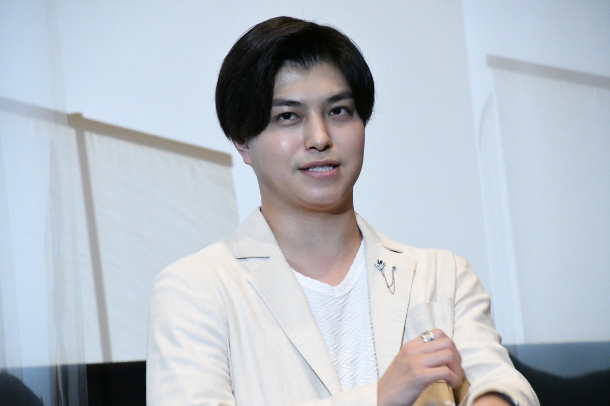 岡田龍太郎、自身の提案でバイクへのライドを直訴！　「王道な作品なので」