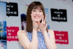 ファースト写真集『月刊 小西桜子・刹』発売イベントに出席した小西桜子