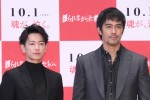 映画『護られなかった者たちへ』公開直前トークイベントに登壇した佐藤健と阿部寛