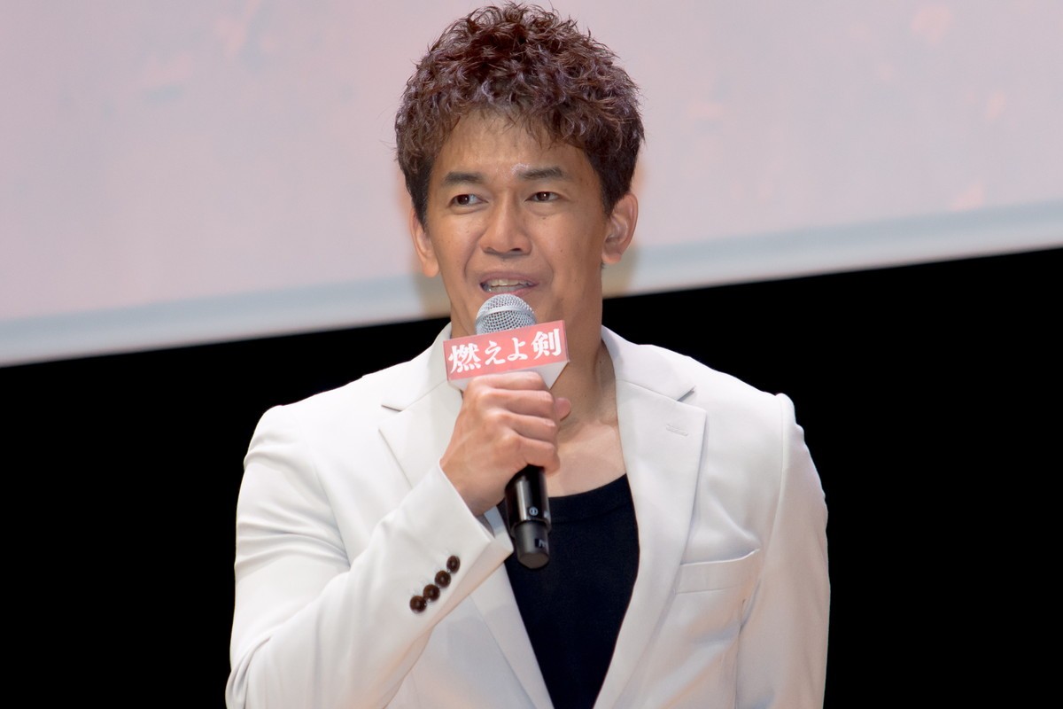 岡田准一、金メダリストのフェンシング指南に興奮　「特別な技ないですか？」と意欲