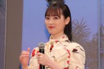 福原遥、映画『フラ・フラダンス』完成披露試写会に登場