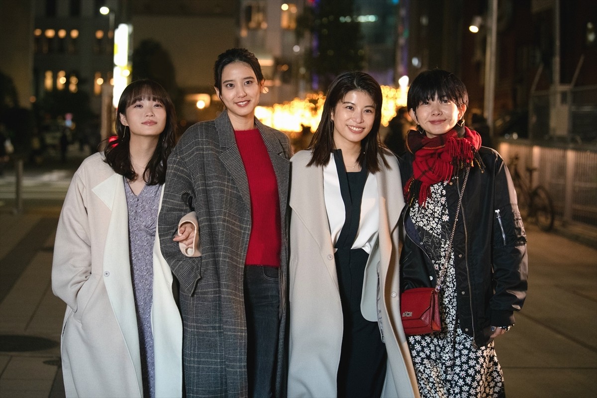 ABEMA新オリジナルドラマ『30までにとうるさくて』に出演する（左から）佐藤玲、山崎紘菜、さとうほなみ、石橋菜津美