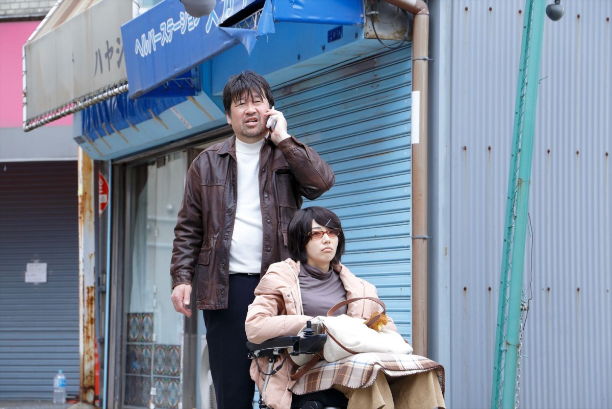 『岬の兄妹』片山慎三監督最新作　佐藤二朗主演『さがす』ビジュアル＆場面写真解禁