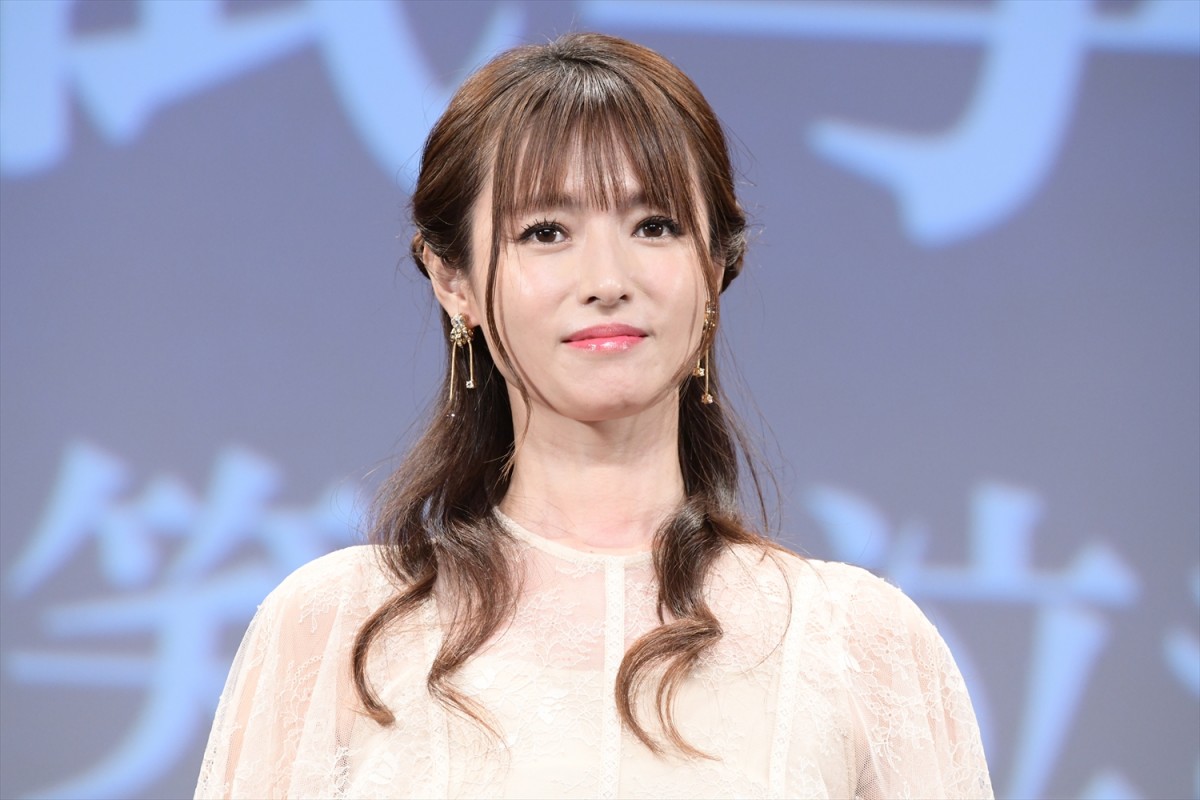 深田恭子、復帰後初の公の場　笑顔で「すごくドキドキしています」