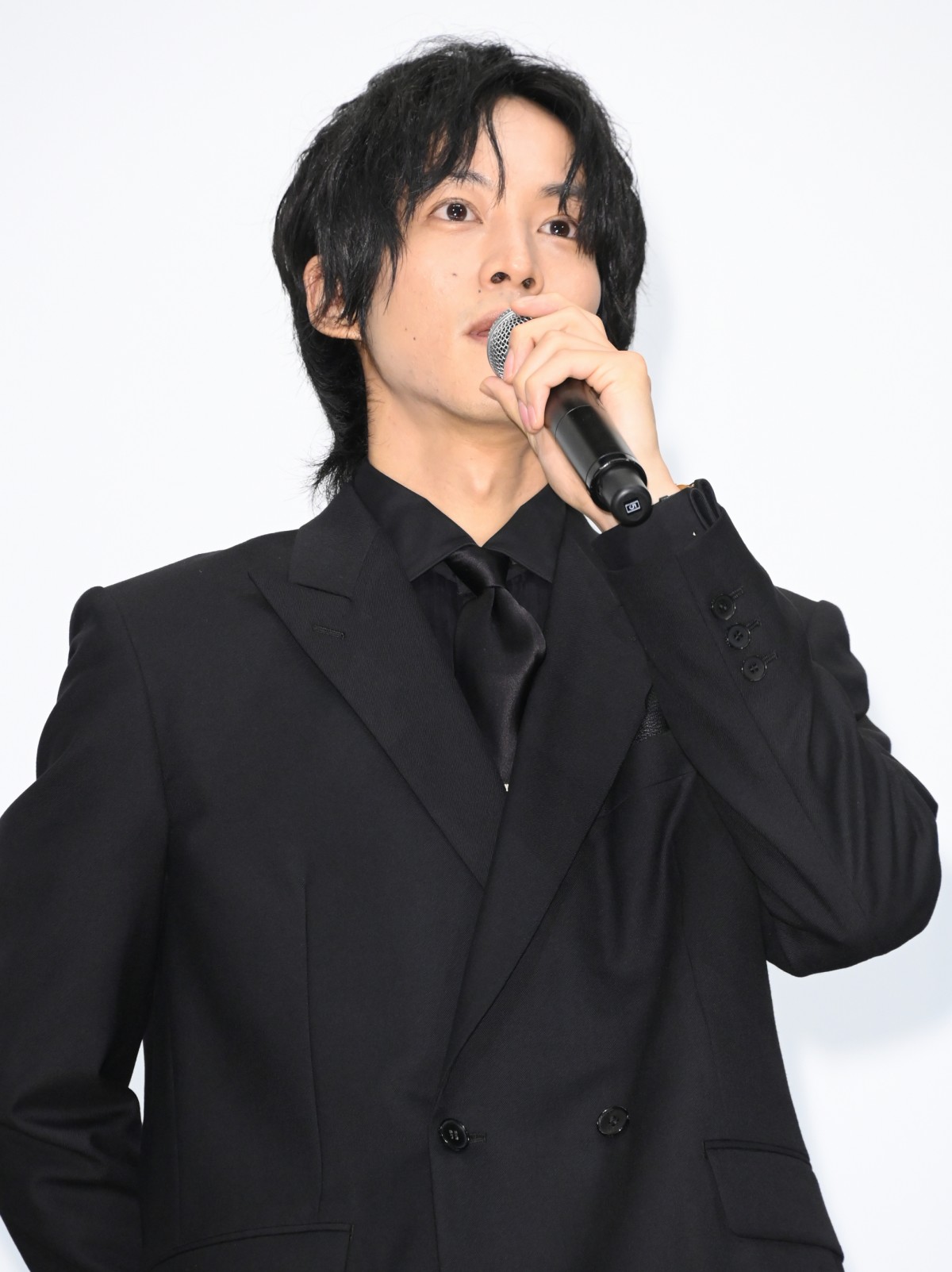 松坂桃李「足がガクガクしました」　『孤狼の血』役所広司のバトン引き継ぎ緊張