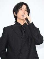 松坂桃李、映画『孤狼の血LEVEL2』公開記念あいさつに出席