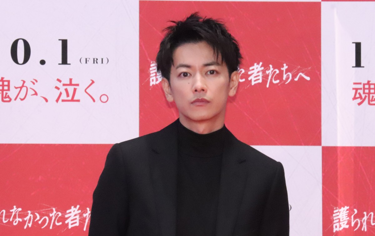 佐藤健、阿部寛のタフさに驚き「めちゃくちゃ走ったのにピンとしていた」