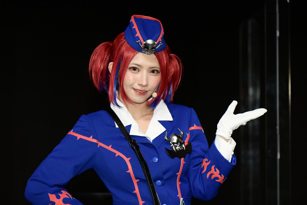 えなこ、キュートな「デスガイド」に　美脚まぶしいコスプレ姿披露