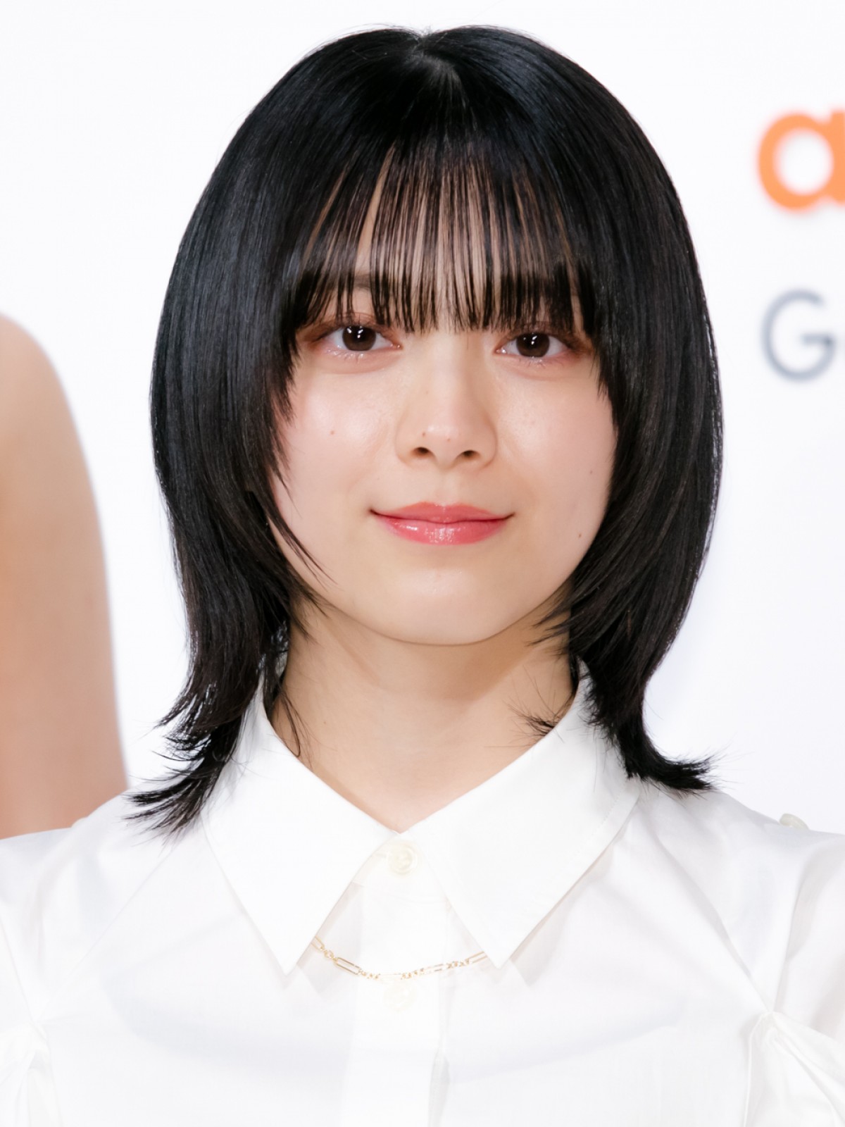 櫻坂46・渡邉理佐「芯のある強い女性になれるように」『WOMEN of WORTH Award』受賞に笑顔