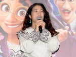 映画『ミラベルと魔法だらけの家』公開記念舞台あいさつに登場した斎藤瑠希