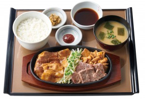 やよい軒“牛×豚”の欲張り定食登場！