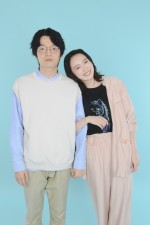 飯豊まりえ＆岡山天音、『恋なんて、本気でやってどうするの？』出演　正反対の2人が恋