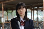 高校野球ショートドラマ『ふたりの背番号4』に出演する紺野彩夏