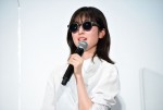 『今夜、世界からこの恋が消えても』大ヒット舞台あいさつに登場した福本莉子