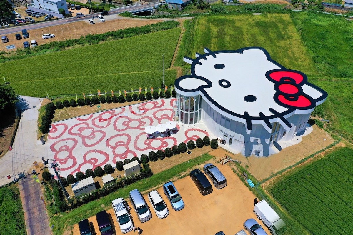 “ハローキティのりんごのおうち”が誕生