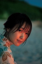 櫻坂46 菅井友香卒業写真集『大切なもの』@Loppi・HMV限定版裏表紙