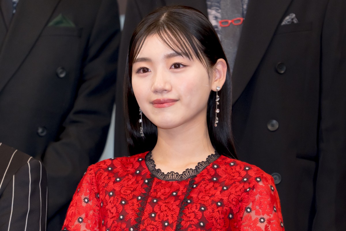 日向坂46・佐々木美玲、ミュージカル『SPY×FAMILY』へ意気込み「みんなの気持ちも背負ってがんばりたい」