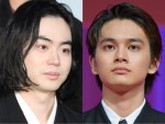 【写真】『ミステリと言う勿れ』菅田将暉、北村匠海の撮影現場に陣中見舞い　「整 meets 十斗」