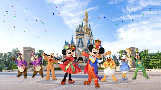 東京ディズニーリゾート40周年“新コスチューム”公開！　鮮やかな色づかいで楽しさや華やかさを表現