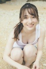 櫻坂46守屋麗奈1st写真集（タイトル未定）より