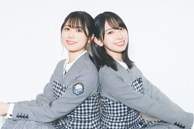 （左から）日向坂46・丹生明里、金村美玖