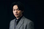 【コラム】“非・特撮ヒーロー俳優”中村倫也が今、仮面ライダー作品に出演した必然