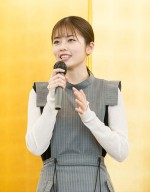 【写真】『レディ加賀』制作発表会見で誕生日を祝福される小芝風花