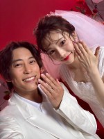 『私たち結婚しました 3』（ABEMA）に出演する佐野岳と島崎遥香　※「佐野岳と島崎遥香【私たち結婚しました】」公式インスタグラム