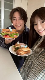 【写真】“夫婦”の家訓を佐野岳＆島崎遥香が発表！