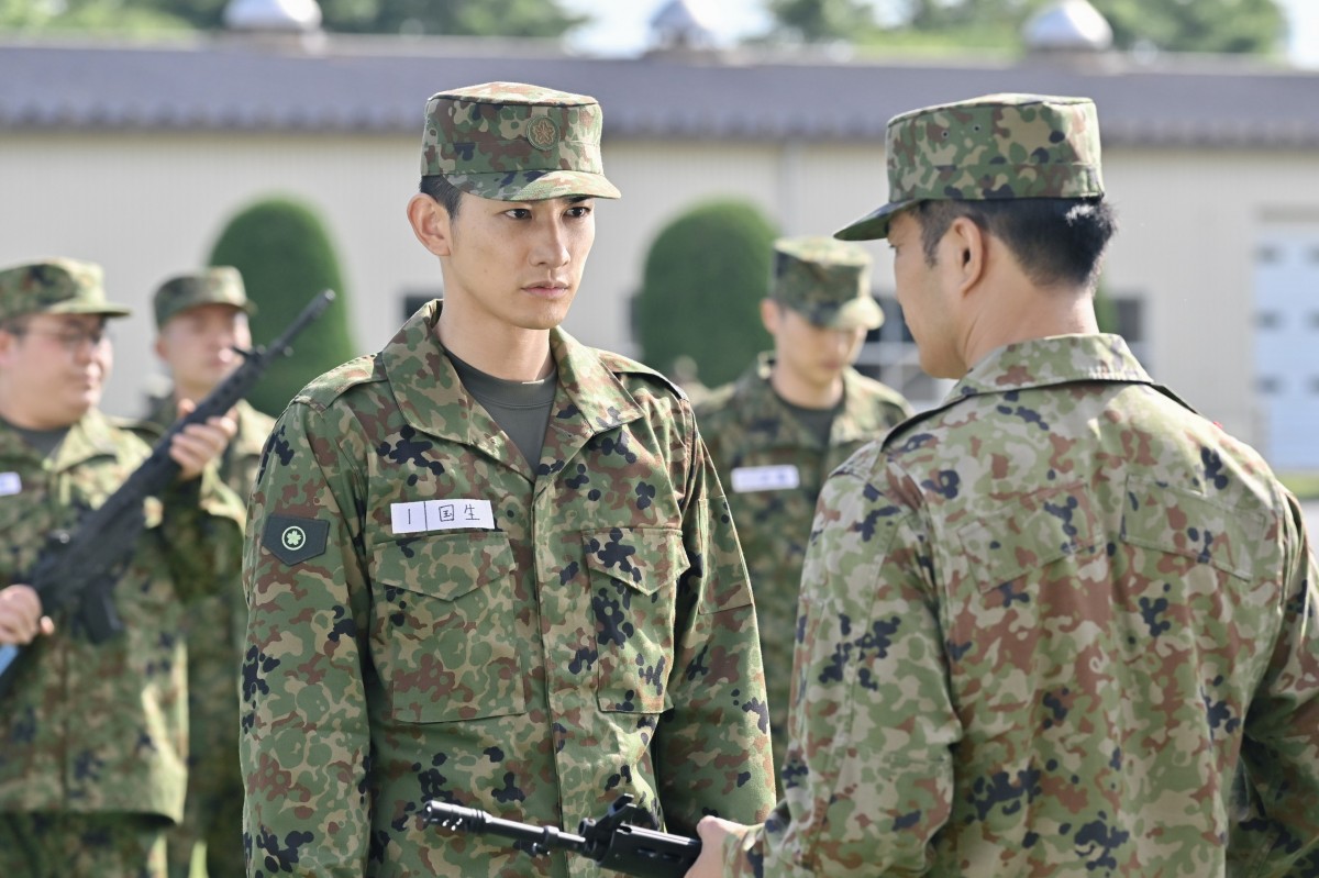 『テッパチ！』“宙”町田啓太＆“馬場”佐野勇斗のバディに期待の声　認識票の意味にも反響