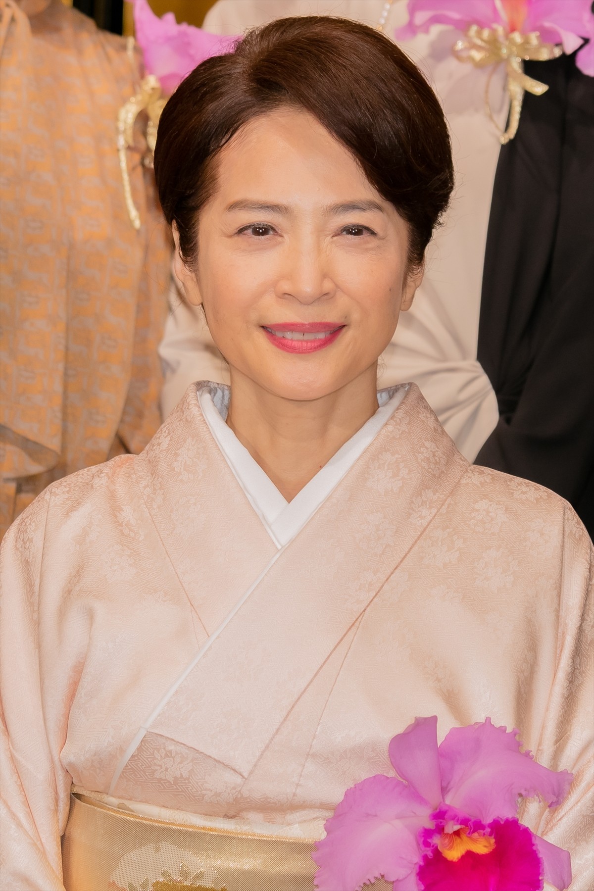 木村多江、“阿佐ヶ谷姉妹”演じて実感「赤い眼鏡を掛けたら意外に似ている」＜橋田賞＞