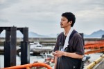 【写真】東出昌大が豪雨で家族を失い心を閉ざした漁師に　主演映画『とべない風船』ポスタービジュアル解禁