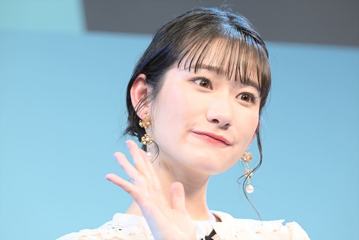 公開日が誕生日の福本莉子、22歳の抱負は「大大大ヒットと健康第一！」