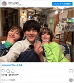 鈴鹿央士が自撮りした3ショット　（左から）川口春奈、鈴鹿央士、板垣李光人　※ドラマ『silent』インスタグラム