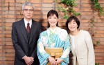 【写真】八木亜希子、『持続可能な恋ですか？』で上野樹里、松重豊の“母＆妻”役に