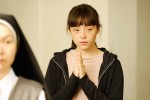 映画『ハウ』に出演するモトーラ世理奈