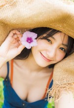 【写真】高田里穂27歳、“南の楽園”で美しい水着姿　最高の夏満喫できるグラビア