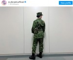 【写真】白石麻衣、自衛官の“後ろ姿だけ”で反響　「似合ってる」「カッコ可愛い」