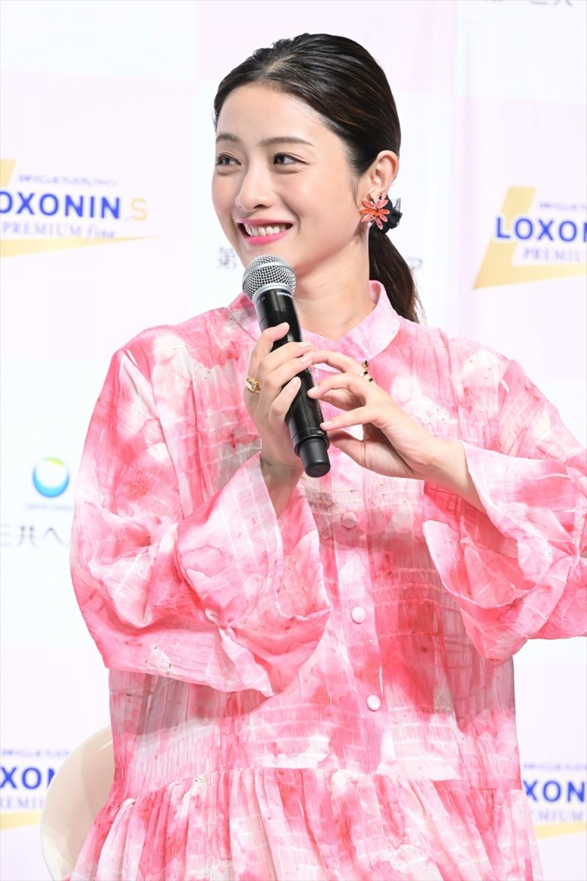 石原さとみ、第1子出産後初のイベント登場で母の顔「守るべきものができるとすごく大変」