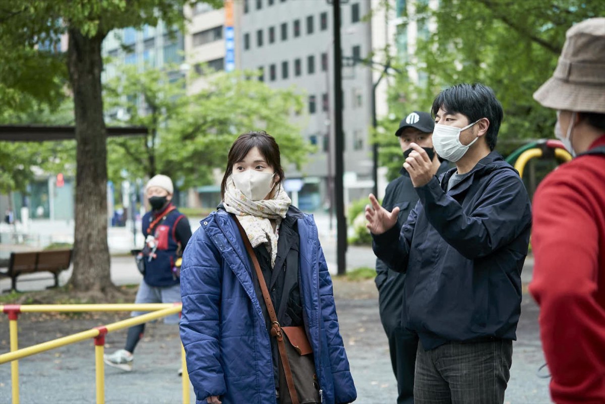 松岡茉優＆窪田正孝W主演『愛にイナズマ』クランクイン映像解禁！　池松壮亮、若葉竜也、佐藤浩市との共演シーンも