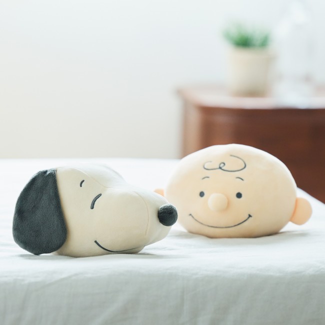 『PEANUTS』＆「ミズノ」がコラボ！　スヌーピーのダンベル＆メディシンボールが登場