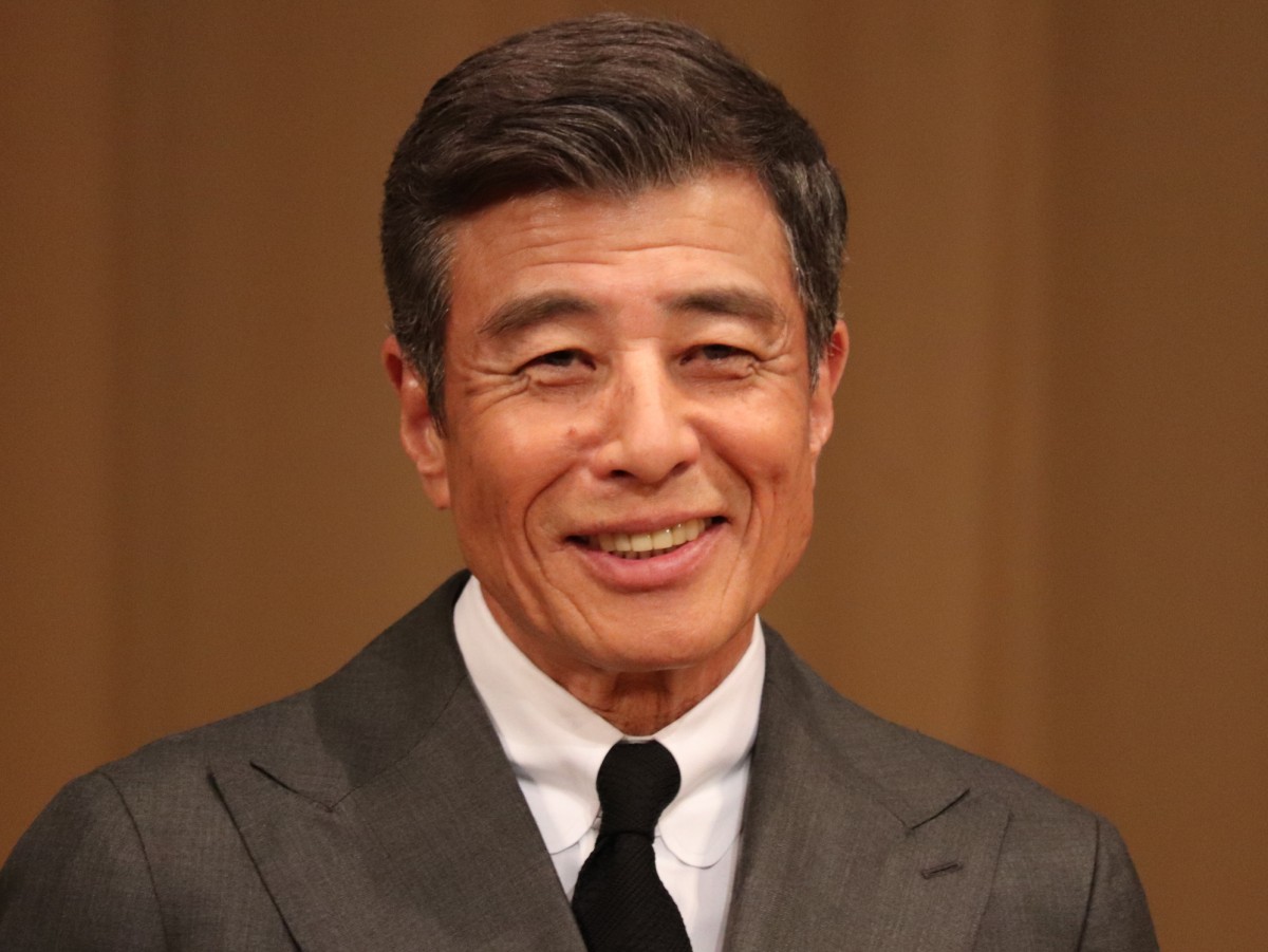 『紅白』大トリ歌手、国民的俳優、大物お笑い芸人まで　“禁煙に成功した芸能人”