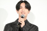 なにわ男子・高橋恭平、映画『なのに、千輝くんが甘すぎる。』公開前夜祭舞台挨拶に登場