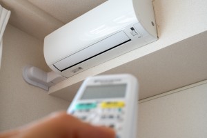 冷房は“つけっぱなし”がお得？　プロが教えるエアコンの節電術